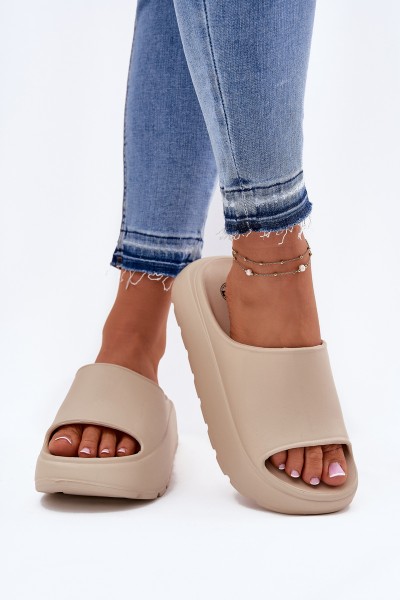 Foam Women's Slippers On Platform Beige Xalvania