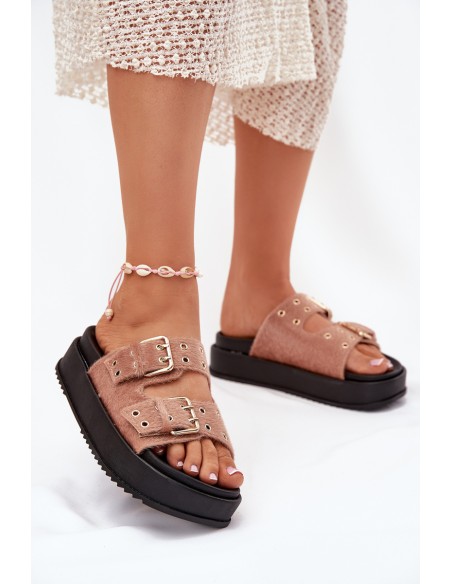 Moteriškos šlepetės su auksinėmis sagtimis ant platformos smėlio spalvos Virvania