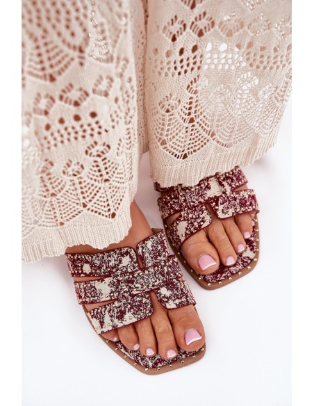 Decorated Flat Sandals Burgundy Anniles