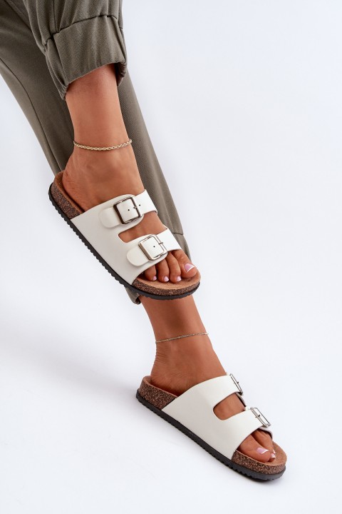 Moteriškos basutės su sagtimis, baltos Oliena