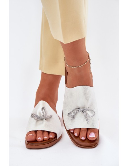 Women's sandals on flat heel with decorative tying silver Norela