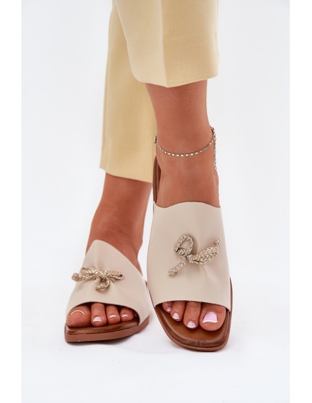 Women's sandals on a flat heel with decorative tying beige Norela