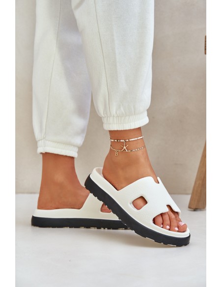Foam Slippers With Cutouts White Neladith