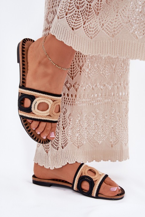 Nertos moteriškos šlepetės plokščiu kulnu juodos Nirina