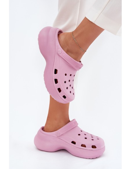 Moteriškos šlepetės su putplasčio danga ant masyvaus pado Big Star RR274A120 Pink