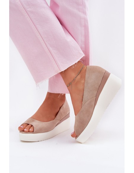 Women's wedge sandals made of eco suede beige Velira