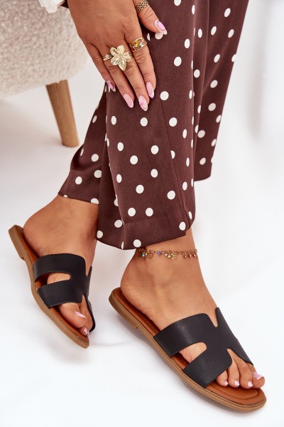Women's Flat Sandals With Cutouts Black Salyra