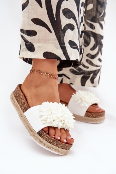 Womens Platform Slippers With Decorative Flowers White Tessara