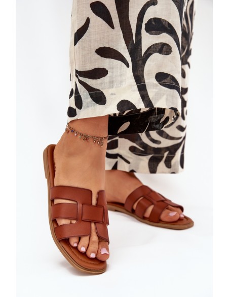 Women's sandals on flat heel Camel Mirona