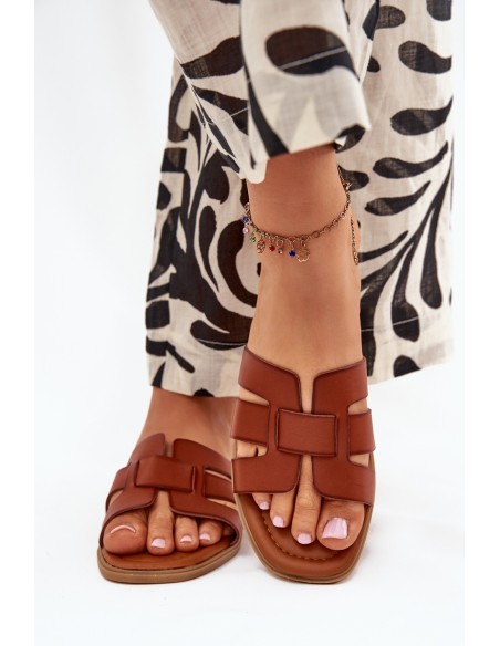 Women's sandals on flat heel Camel Mirona