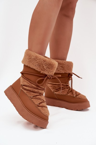 Women's Snow Boots With Fur And Lacing On A Platform Camel Marinna