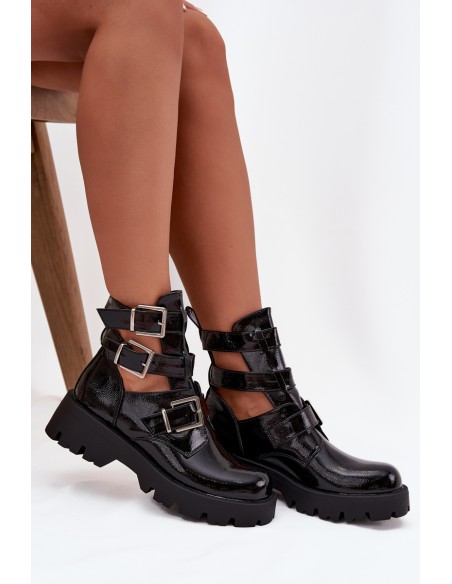 Lacquered Women's Boots with Straps and Silver Clamps Black Helisse