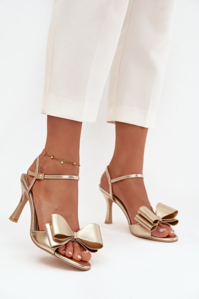 High heel sandals with bow golden Noliva