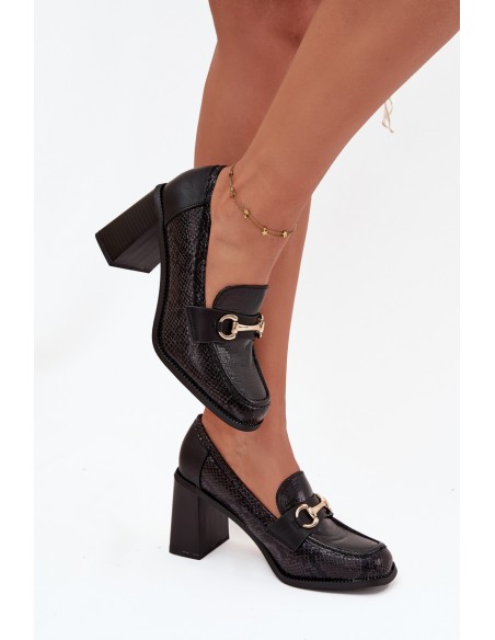 Women's Low Shoes with Heels with Embossing and Gold Detail Black Novella