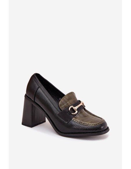 Women's Low Heels Shoes With Embossing And Golden Detail Green-Black Novella