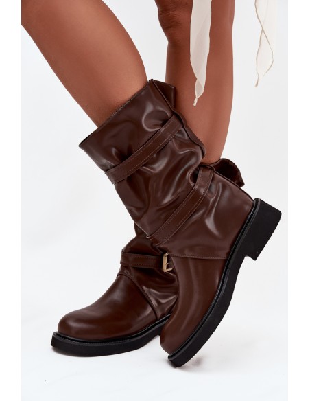 Wrinkled Women's Boots To The Middle Of The Leg With Straps And Buckles Brown Halvessa