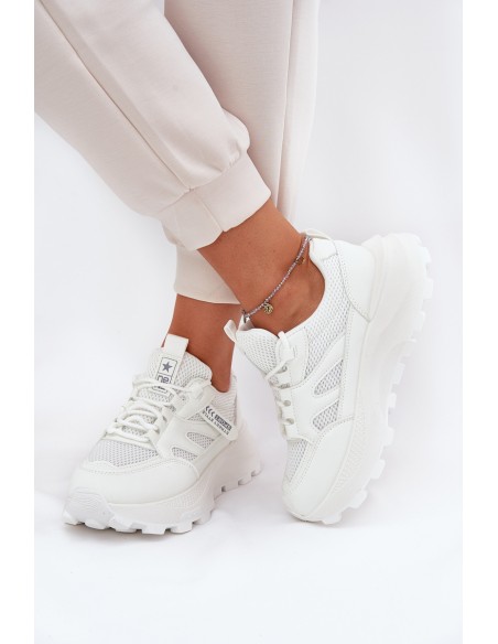Women's Sports Sneakers On Thick Sole White Prononice