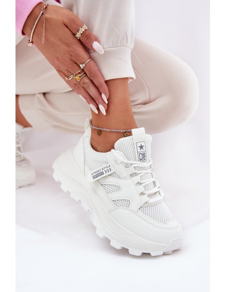 Women's Sports Sneakers On Thick Sole White Prononice