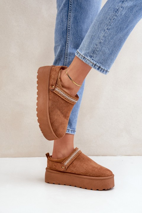 Snow Boots With Decorative Embroidery Camel Selithria