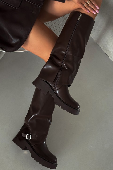 Insulated boots with rolled shaft and buckle chocolate Fiorae