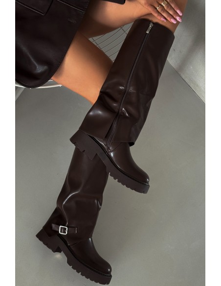 Insulated boots with rolled shaft and buckle chocolate Fiorae
