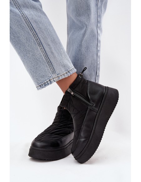 Women's Snow Boots on Platform Lined with Fur Black Tahlira