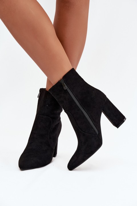 Insulated women's ankle boots with heel made of eco suede black Pralina