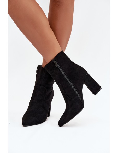 Insulated women's ankle boots with heel made of eco suede black Pralina