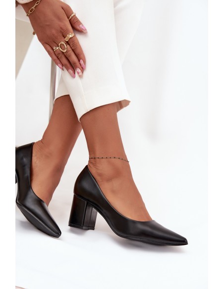 Heeled Shoes On Stiletto Heel With Pointed Toes Black Ryvessa