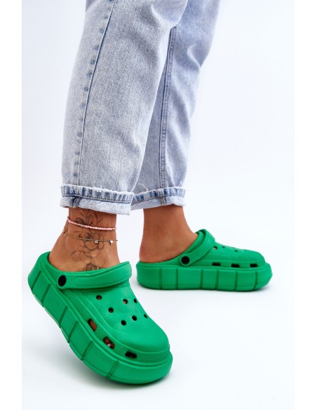Women's Foam Crocs On Platform Green Beckett