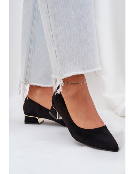 Pumps With Low Heel And Pointed Toes Black Terilara