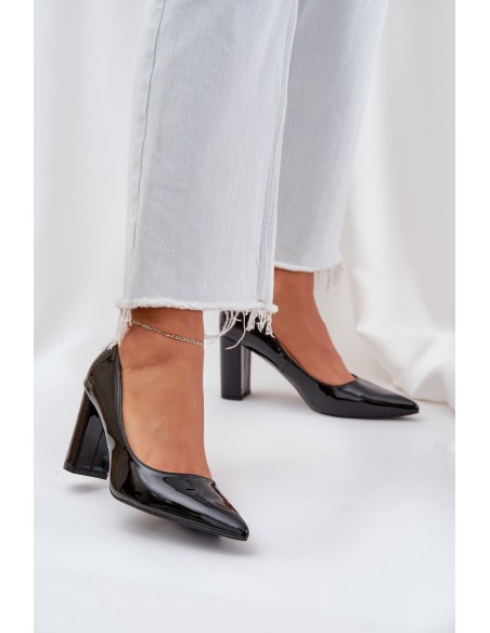 Lacquered Heels On A Block Heel Black Kilanne