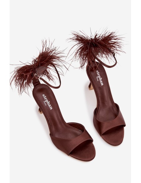 Aukštakulnės basutės su plunksnomis Chocolate Caelina