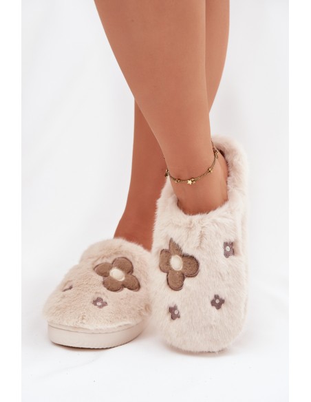 Furry slippers with flowers beige Selinne