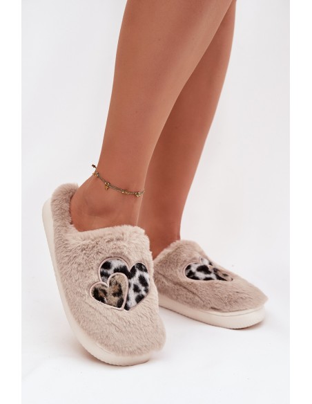 Furry slippers with hearts beige Amandra