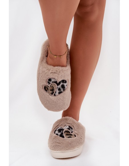 Furry slippers with hearts beige Amandra