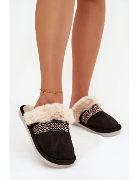 Women's slippers with fur and embroidery Black Devianne