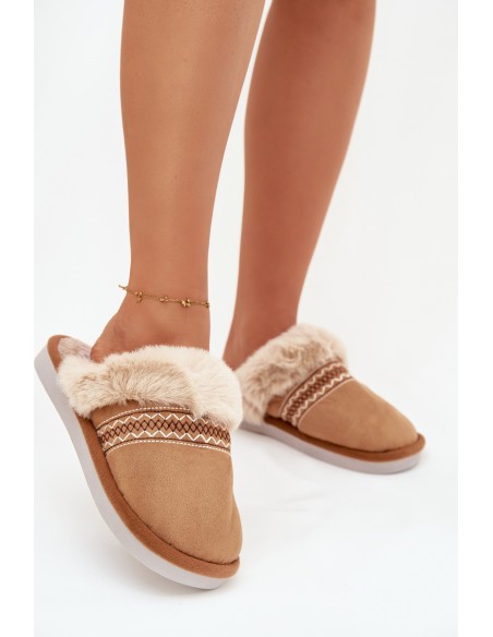 Women's slippers with fur and embroidery Camel Devianne