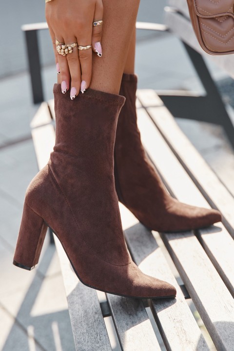 Women's Block Heel Ankle Boots with Stitching Brown Rosivelle