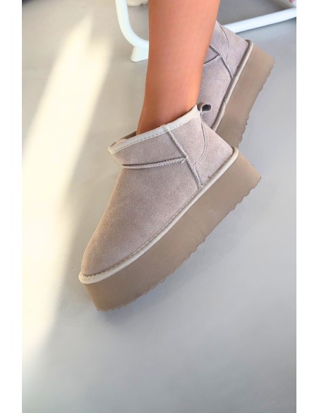Women's snow boots made of natural suede beige Mairene