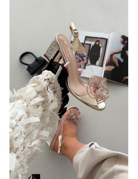 Basutės su blokiniu kulnu ir puošmena D&A MR52-238 Gold