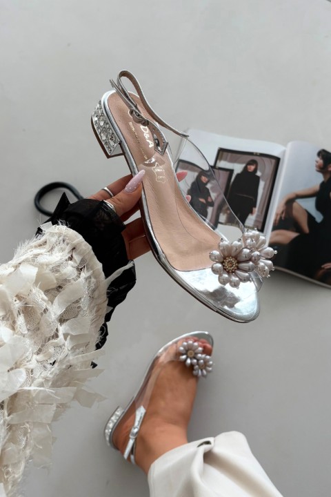 Transparent low heel sandals with decorative details D&A MR52-229 silver