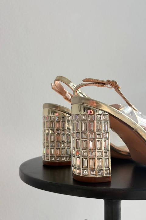 Heeled Sandals with Crystals D&A MR52-237 Gold