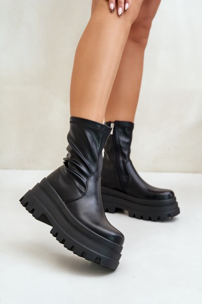 Boots On Massive Platform Black Florinara