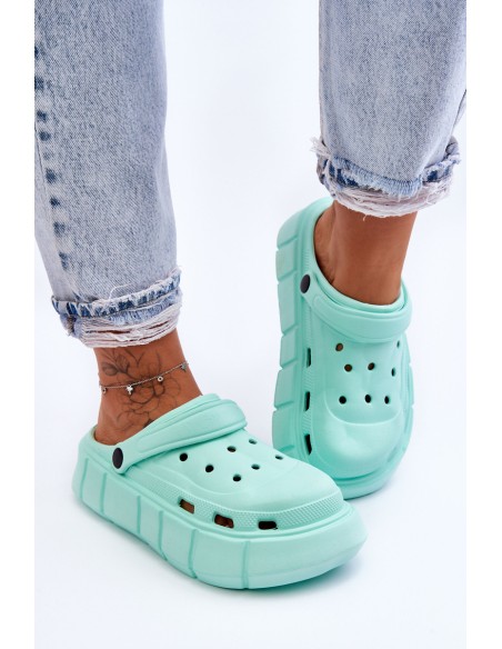 Women's Foam Platform Crocs Mint Beckett