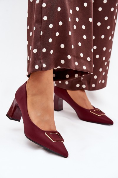 Heels With Decorative Buckle Burgundy Seriva
