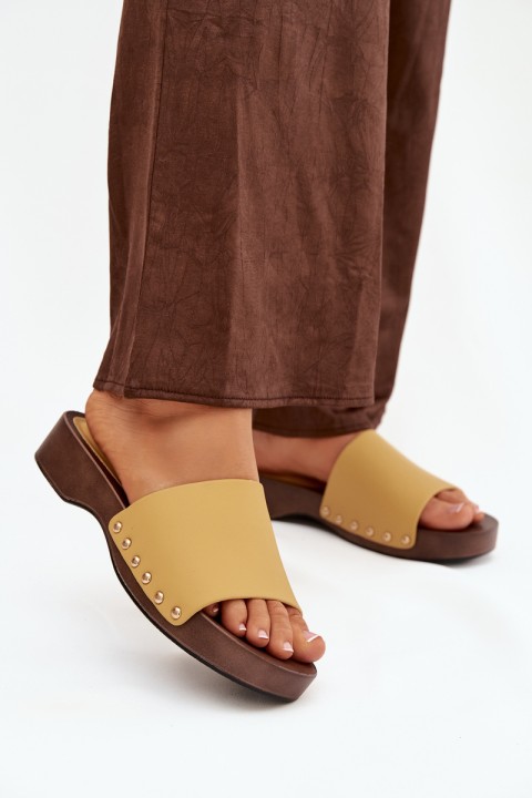 Women's slippers with rivets yellow Terissa