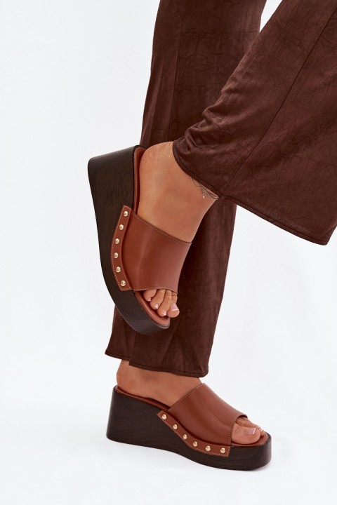 Moteriški įmaunami bateliai su platforma ir auksinėmis sagtimis „Camel Arionne“ spalvos