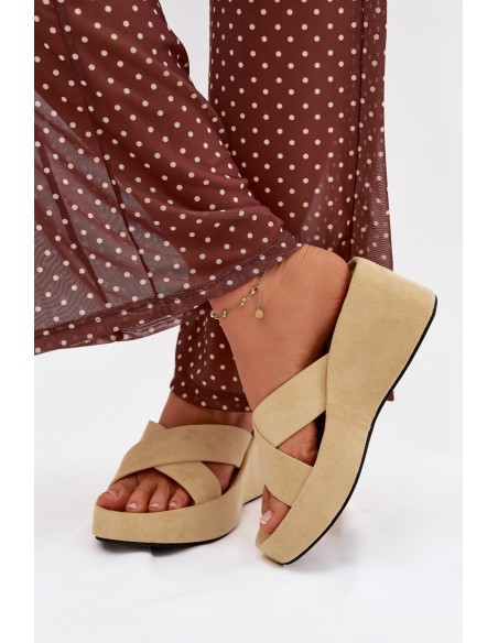 Moteriškos platforminės šlepetės iš ekologiškos zomšos, geltonos spalvos „Calorene“