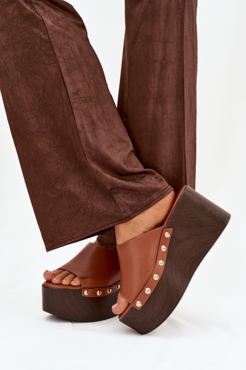 Moteriškos platforminės šlepetės su sagtimis Camel Mareline spalvos